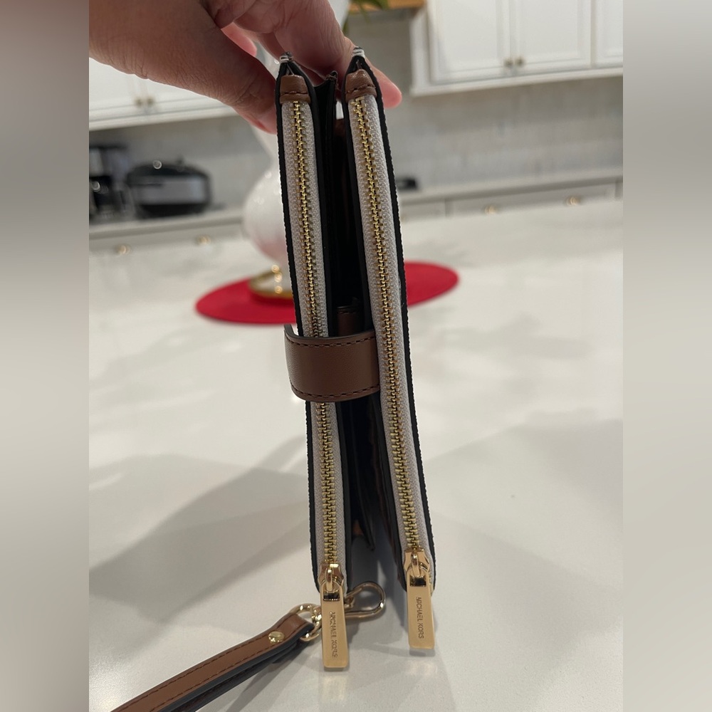 Michael Kors Gray Clutch Wristlet with Monogram Design - Picture 5 of 6